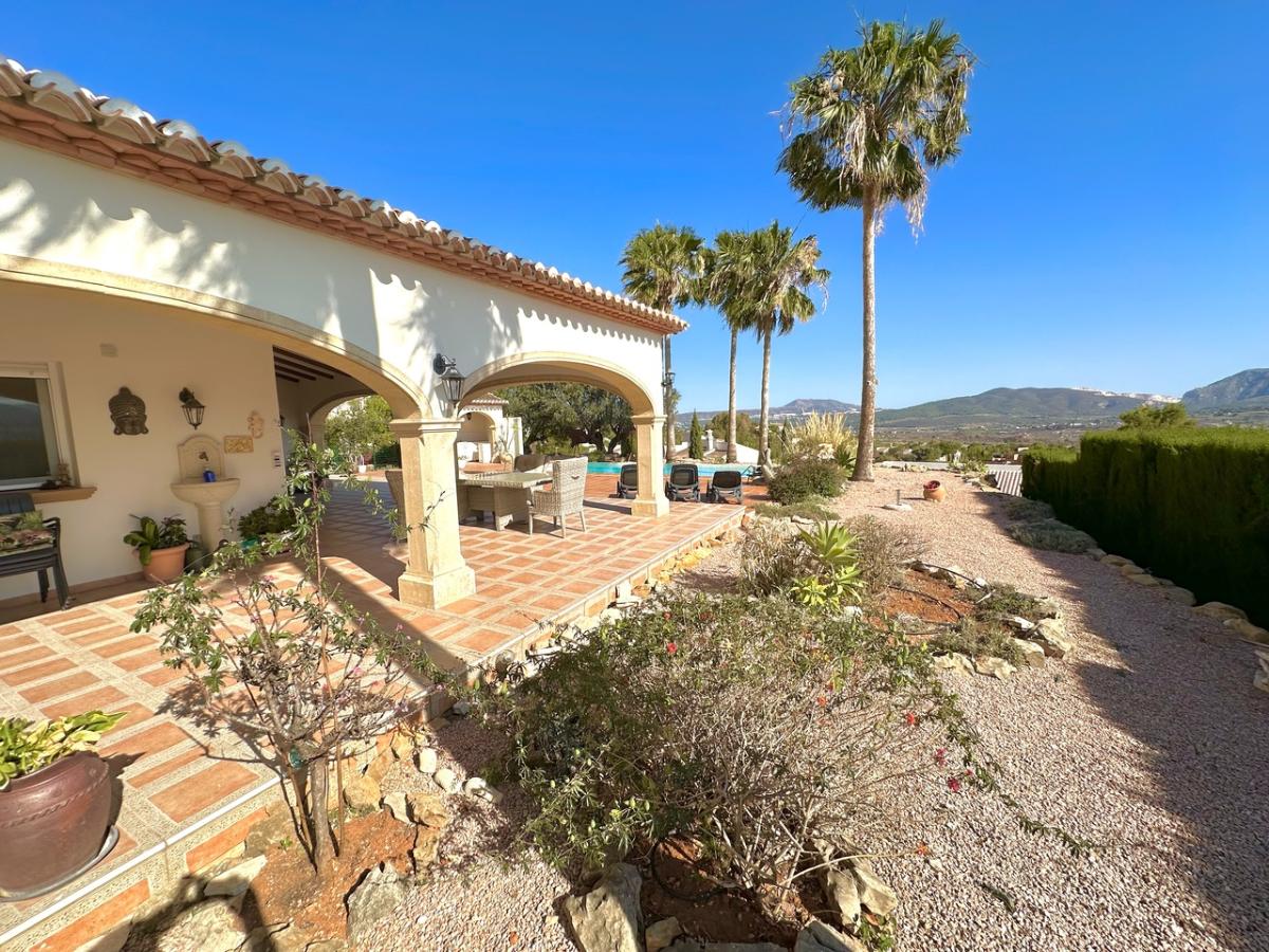 Villa en Jávea, Alicante, España 6 dormitorios, 350 m2 No. 113094