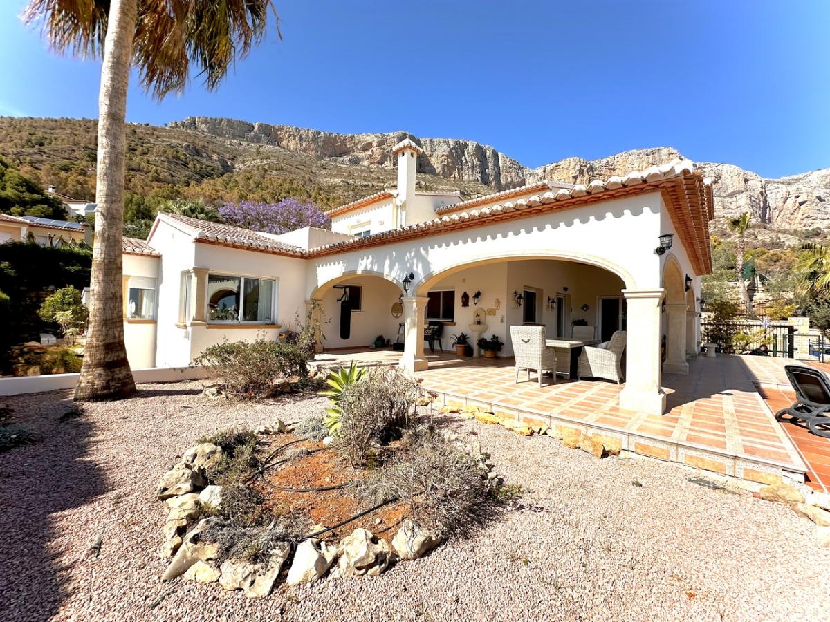 Villa en Jávea, Alicante, España 6 dormitorios, 350 m2 No. 113094