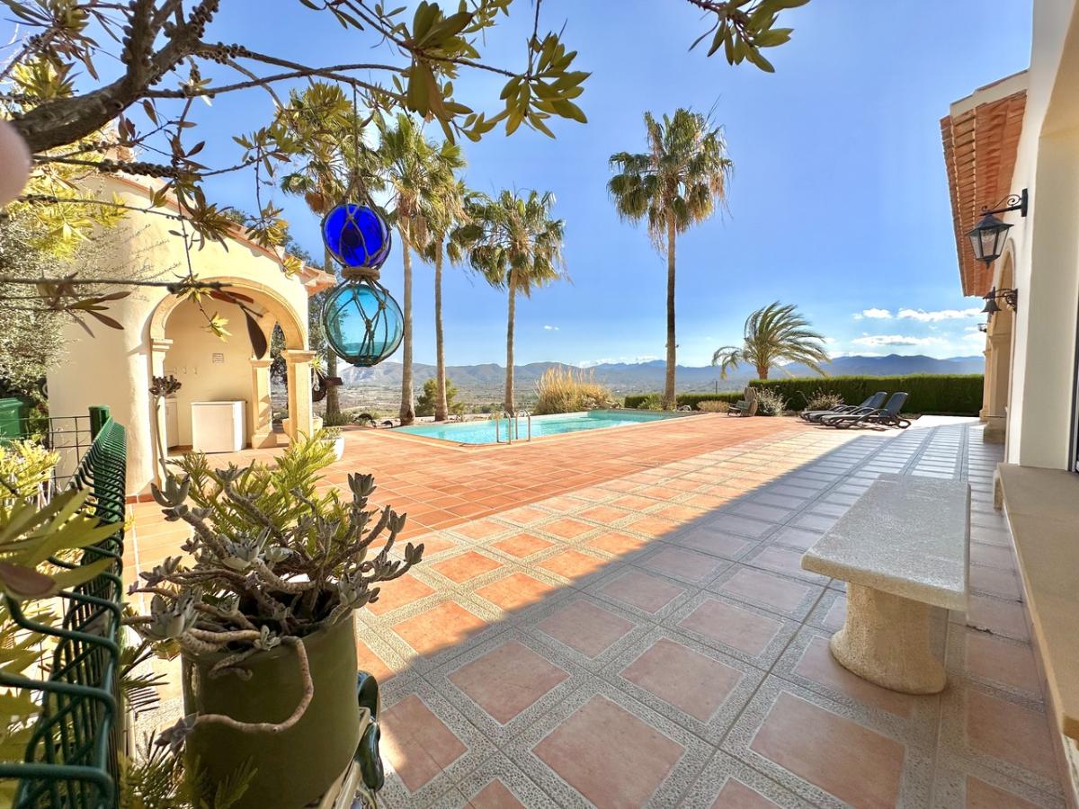 Villa en Jávea, Alicante, España 6 dormitorios, 350 m2 No. 113094