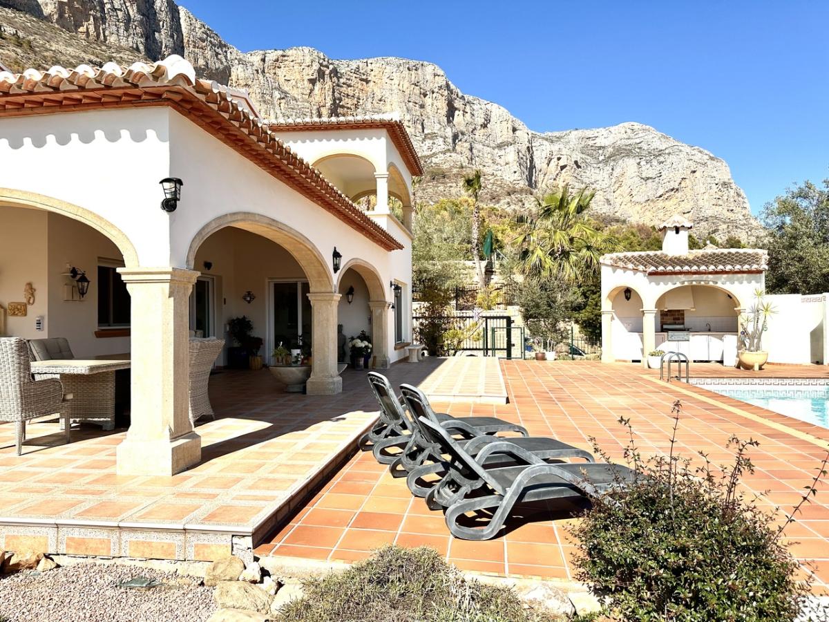 Villa en Jávea, Alicante, España 6 dormitorios, 350 m2 No. 113094