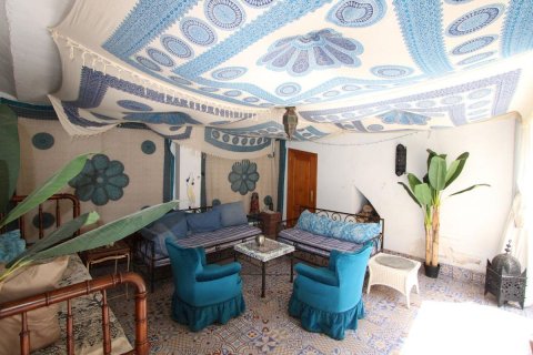 Townhouse for sale Sanet Y Negrals, Alicante, Spain 8 bedrooms,  No. 113095 - photo 7