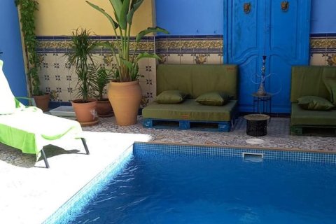 Townhouse for sale Sanet Y Negrals, Alicante, Spain 8 bedrooms,  No. 113095 - photo 5