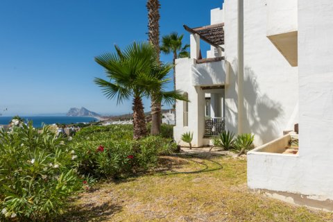 Apartment for sale Cadiz, Spain 3 bedrooms, 100 sq.m. No. 109518 - photo 16