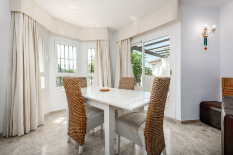 Duplex for sale Nueva Andalucia, Malaga, Spain 2 bedrooms, 114 sq.m. No. 109507 - photo 5