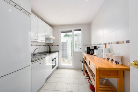 Duplex for sale Nueva Andalucia, Malaga, Spain 2 bedrooms, 114 sq.m. No. 109507 - photo 4