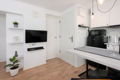 Продажа квартиры Эстепона, Малага, Испания 2 спальни, 44м2 №109517 - фото 13
