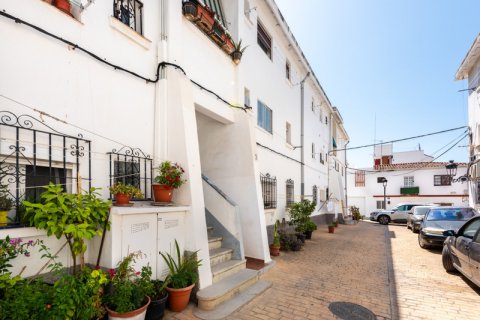 Продажа квартиры Эстепона, Малага, Испания 2 спальни, 44м2 №109517 - фото 15