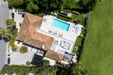 Villa zum Verkauf Nueva Andalucia, Malaga, Spanien 5 Schlafzimmer, 490 m2 Nr. 109511 - Foto 30
