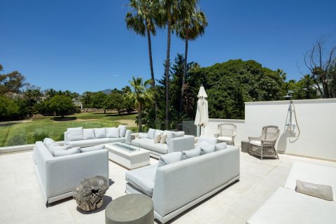 Villa zum Verkauf Nueva Andalucia, Malaga, Spanien 5 Schlafzimmer, 490 m2 Nr. 109511 - Foto 6