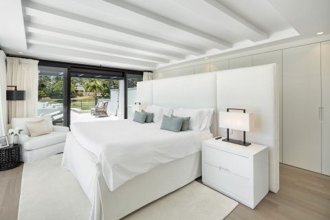 Villa zum Verkauf Nueva Andalucia, Malaga, Spanien 5 Schlafzimmer, 490 m2 Nr. 109511 - Foto 17