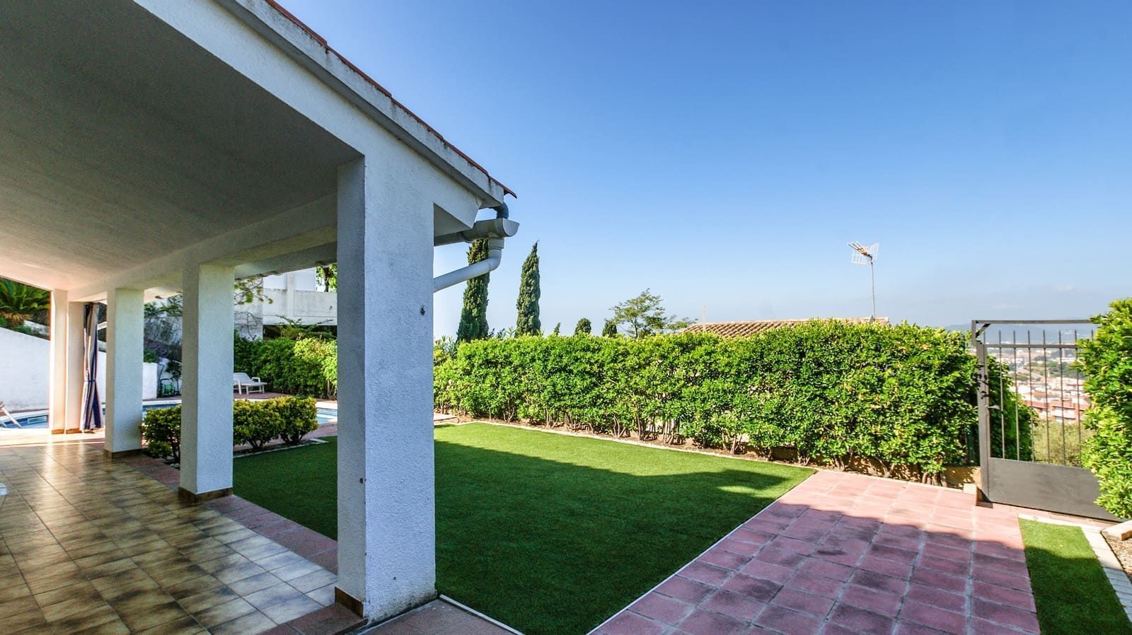 Hus i Blanes, Girona, Spanien 8 sovrum, 356 kvm. Nr. 23007