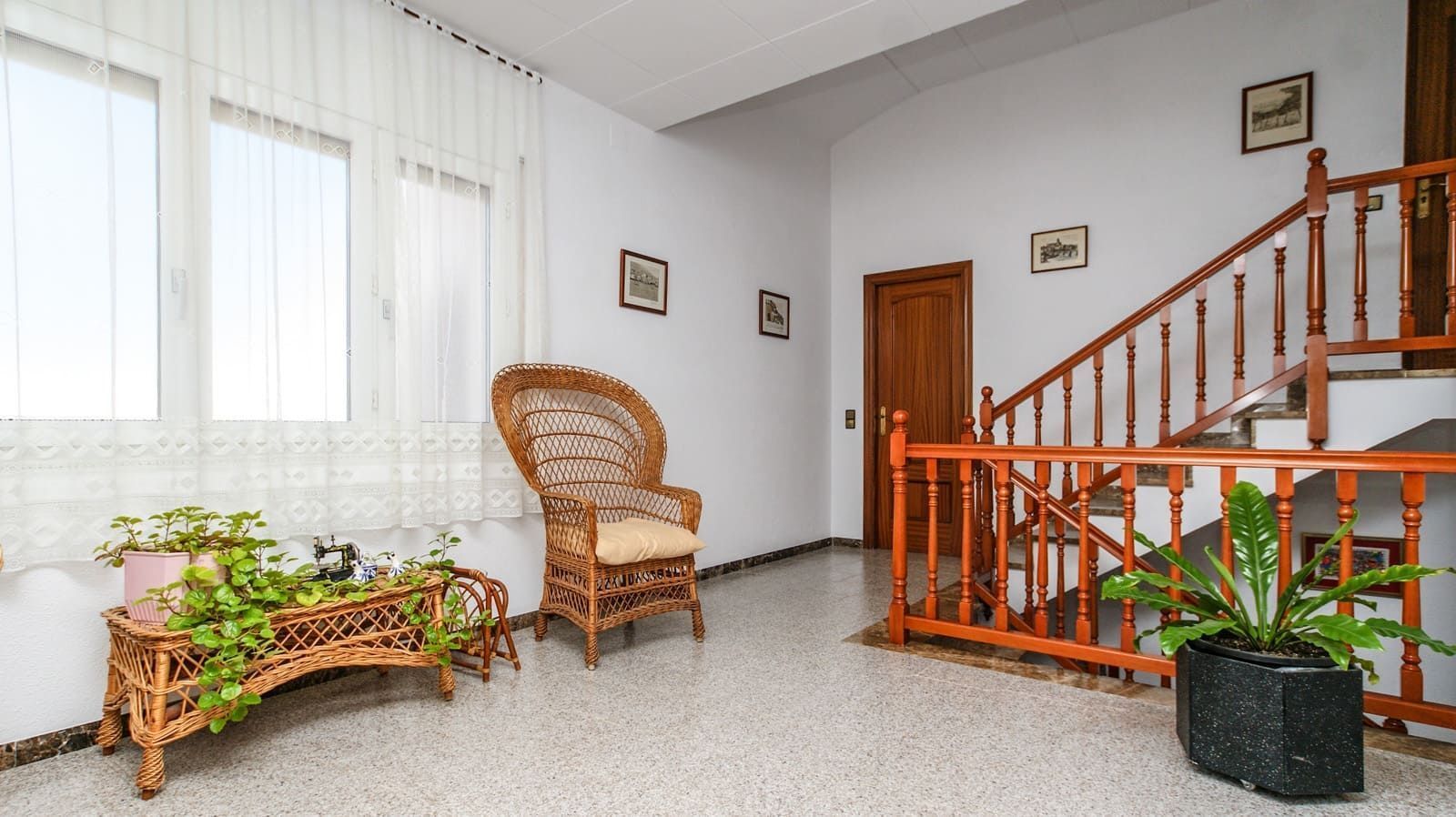 Hus i Blanes, Girona, Spanien 8 sovrum, 356 kvm. Nr. 23007