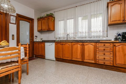 Casa in vendita Blanes, Girona, Spagna 8 camere da letto, 356 mq. N° 23007 - foto 10