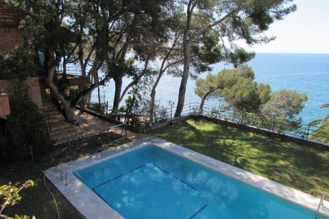 Casa in vendita Blanes, Girona, Spagna 8 camere da letto, 658 mq. N° 23041 - foto 19