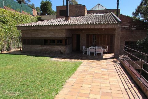 Casa in vendita Blanes, Girona, Spagna 8 camere da letto, 658 mq. N° 23041 - foto 2