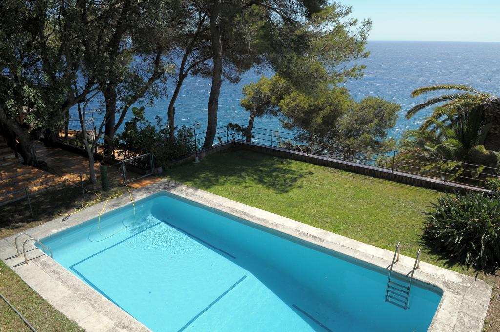 Casa a Blanes, Girona, Spagna 8 camere da letto, 658 mq. N° 23041