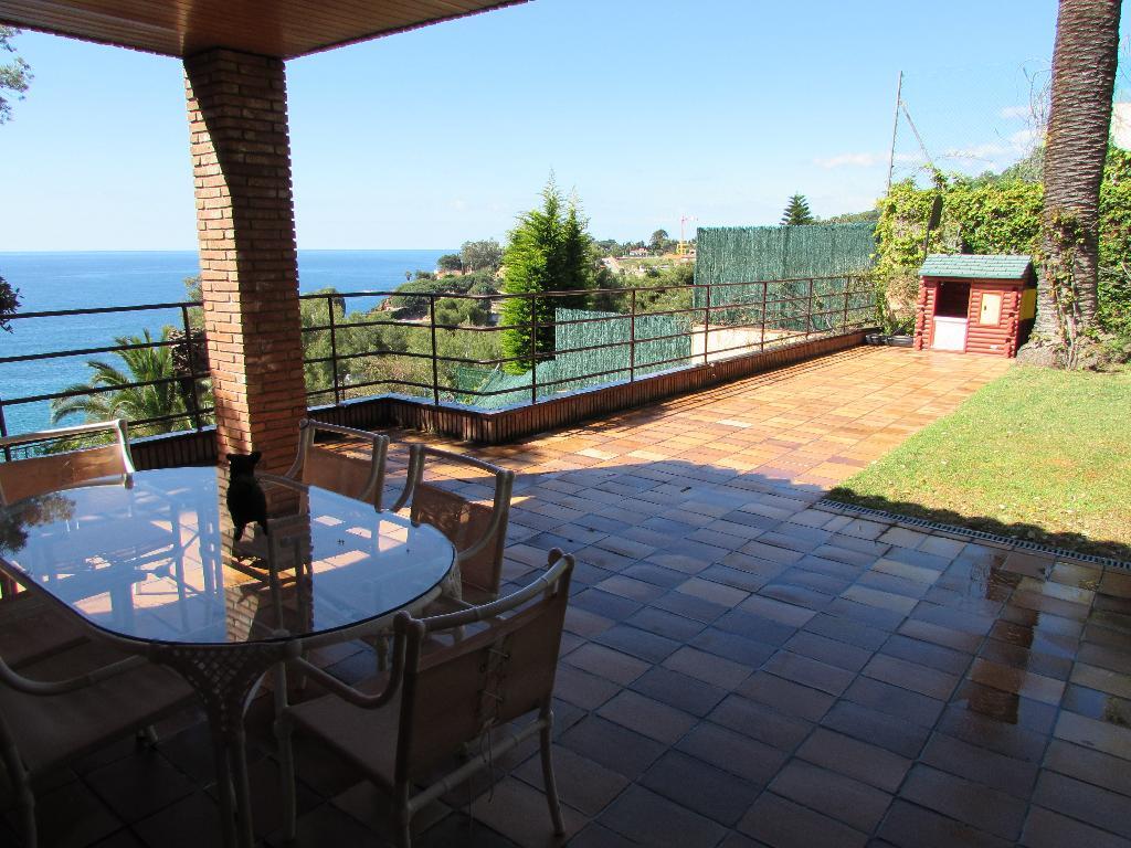 Casa a Blanes, Girona, Spagna 8 camere da letto, 658 mq. N° 23041