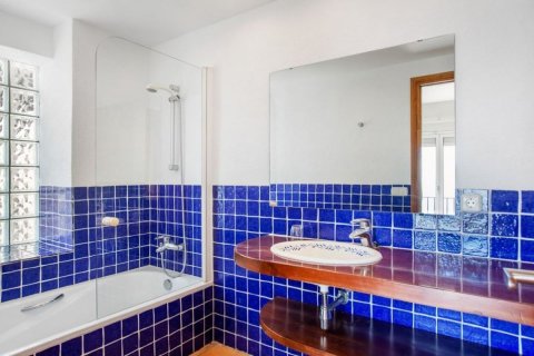 House for sale Blanes, Girona, Spain 5 bedrooms, 293 sq.m. No. 22928 - photo 20