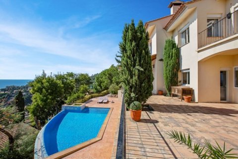 House for sale Blanes, Girona, Spain 5 bedrooms, 293 sq.m. No. 22928 - photo 1
