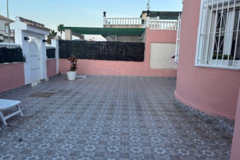 Villa à vendre Alicante, Espagne, 5 chambres, 120 m2 No. 116069 - photo 2