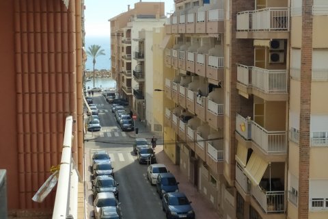 Apartamento en venta Torrevieja, Alicante, España 2 dormitorios, 88 m2 No. 116062 - foto 17