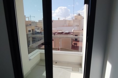 Apartamento en venta Torrevieja, Alicante, España 2 dormitorios, 88 m2 No. 116062 - foto 15