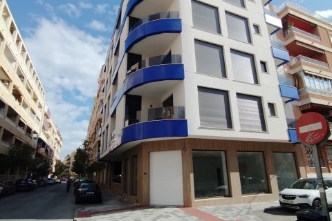 Apartamento en venta Torrevieja, Alicante, España 2 dormitorios, 88 m2 No. 116062 - foto 5