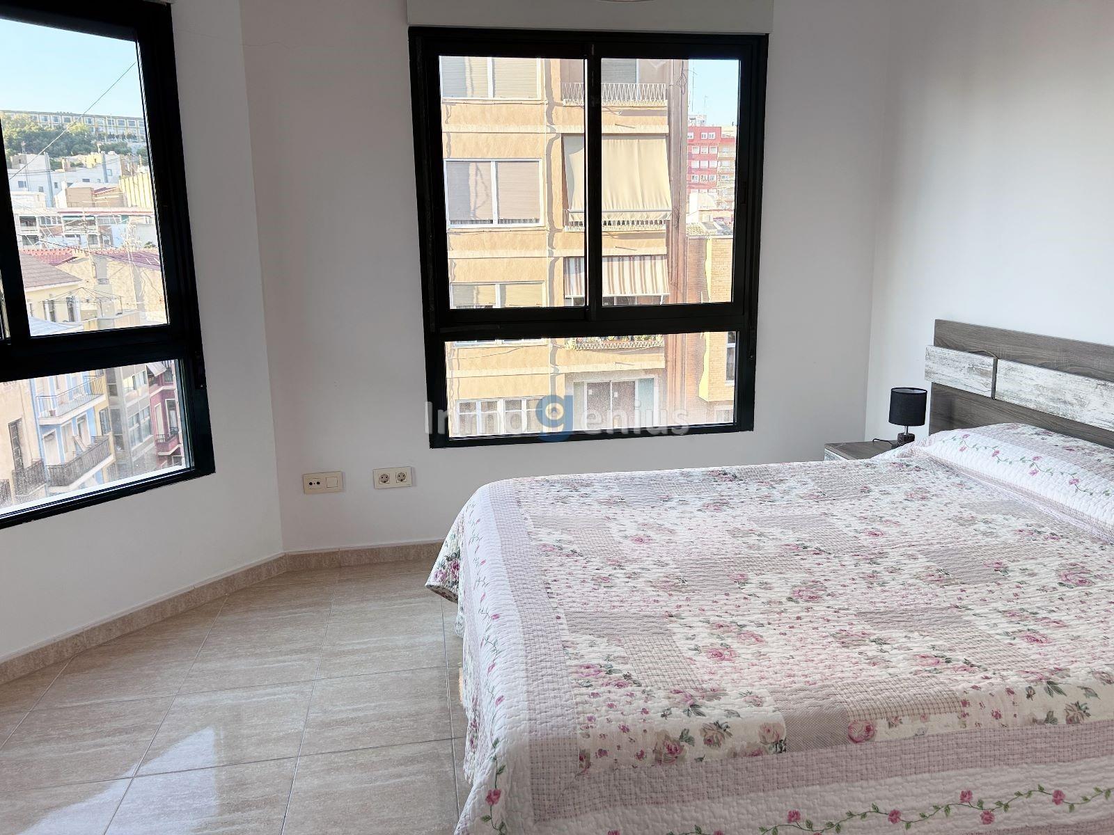 Wohnung in Alicante, Spanien 3 Schlafzimmer, 84 m2 Nr. 81566
