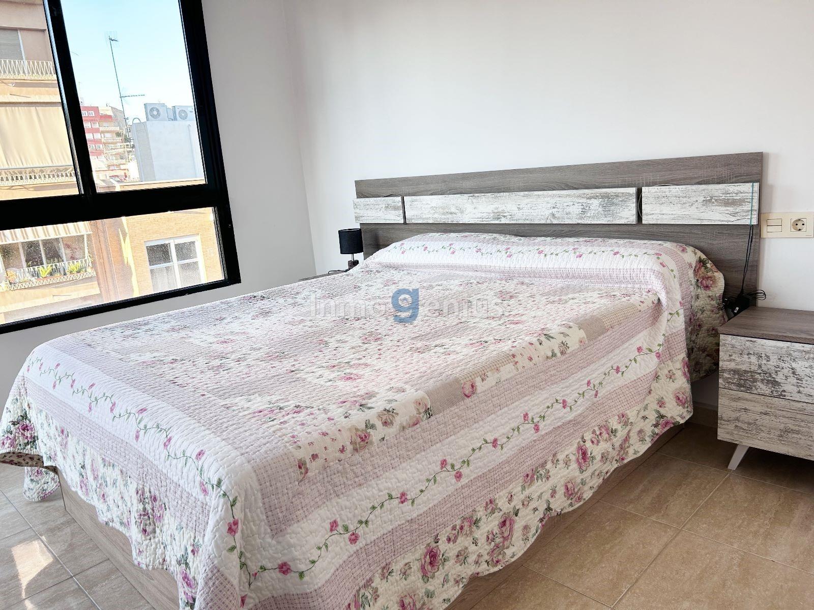Wohnung in Alicante, Spanien 3 Schlafzimmer, 84 m2 Nr. 81566