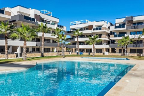 Apartment for sale Alicante, Spain 2 bedrooms,  No. 113645 - photo 1