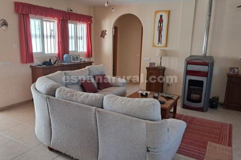 Villa till salu Arboleas, Almeria, Spanien 3 sovrum, 609 kvm. Nr. 113643 - foto 4