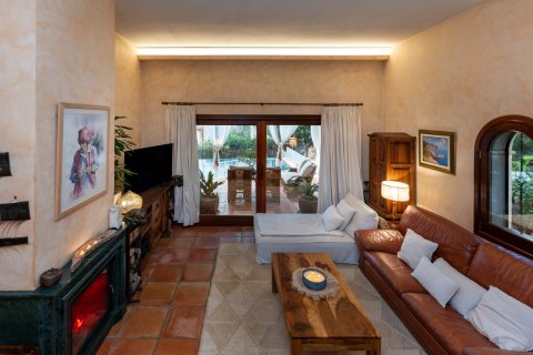 Villa for sale Bendinat, Mallorca, Spain 7 bedrooms, 546 sq.m. No. 111891 - photo 15