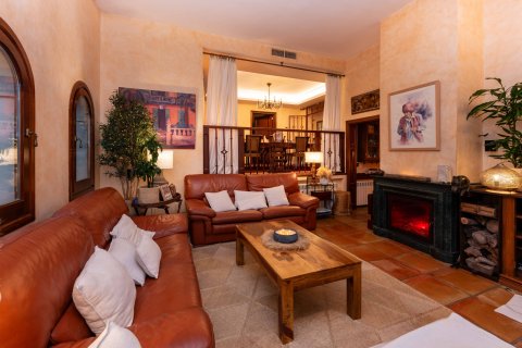 Villa for sale Bendinat, Mallorca, Spain 7 bedrooms, 546 sq.m. No. 111891 - photo 13