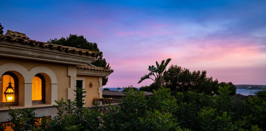 Villa Bendinat, Mallorca, Spain 7 bedrooms, 546 sq.m. No. 111891