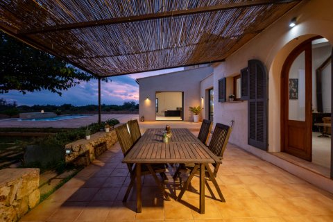 Finca myytävänä Campos, Mallorca, Espanja, 4 makuuhuonetta, 340 m2 No. 111895 - kuva 6