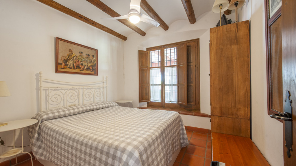 Huvila Sevilla, Seville, Espanja 6 makuuhuonetta, 798 m2 No. 100392