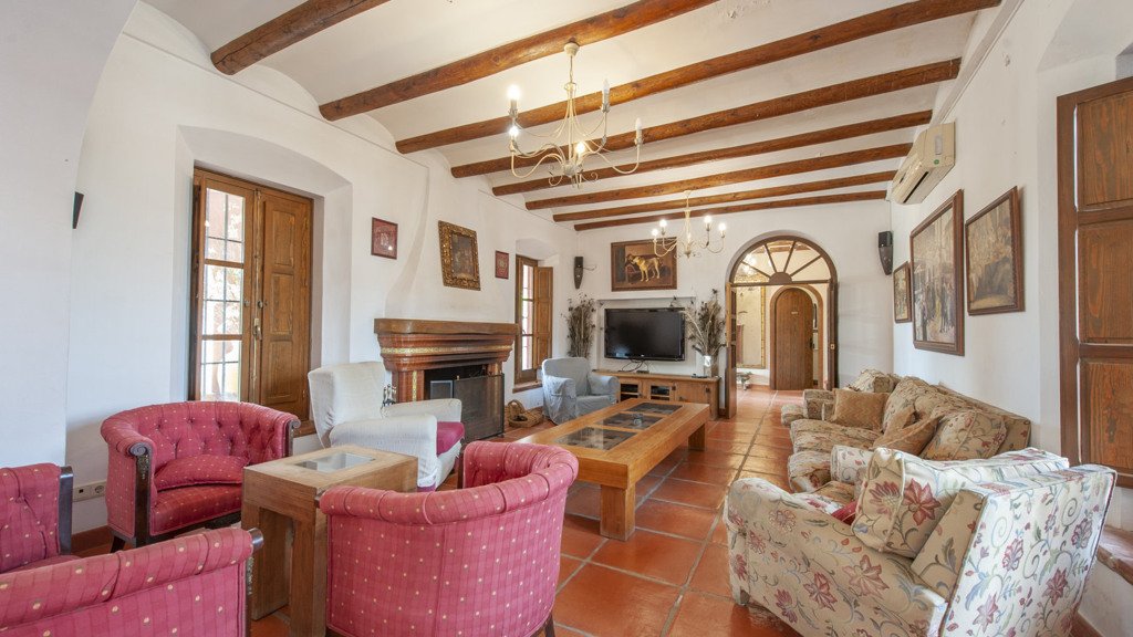 Huvila Sevilla, Seville, Espanja 6 makuuhuonetta, 798 m2 No. 100392
