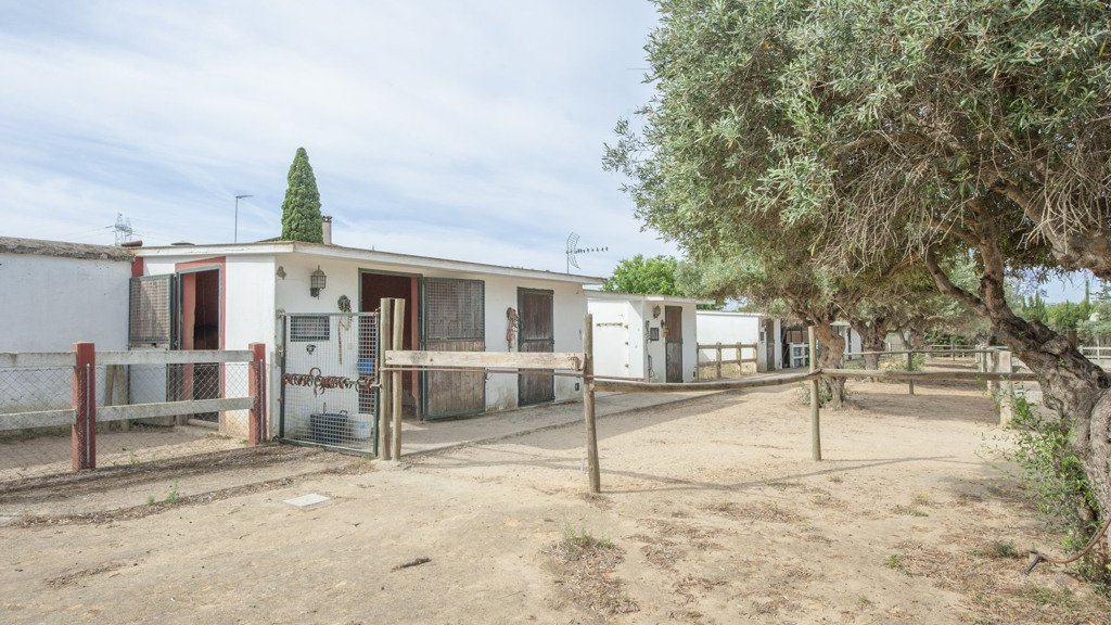 Huvila Sevilla, Seville, Espanja 6 makuuhuonetta, 798 m2 No. 100392