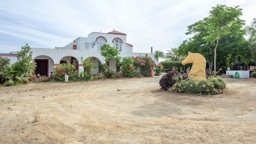 Huvila Sevilla, Seville, Espanja 6 makuuhuonetta, 798 m2 No. 100392