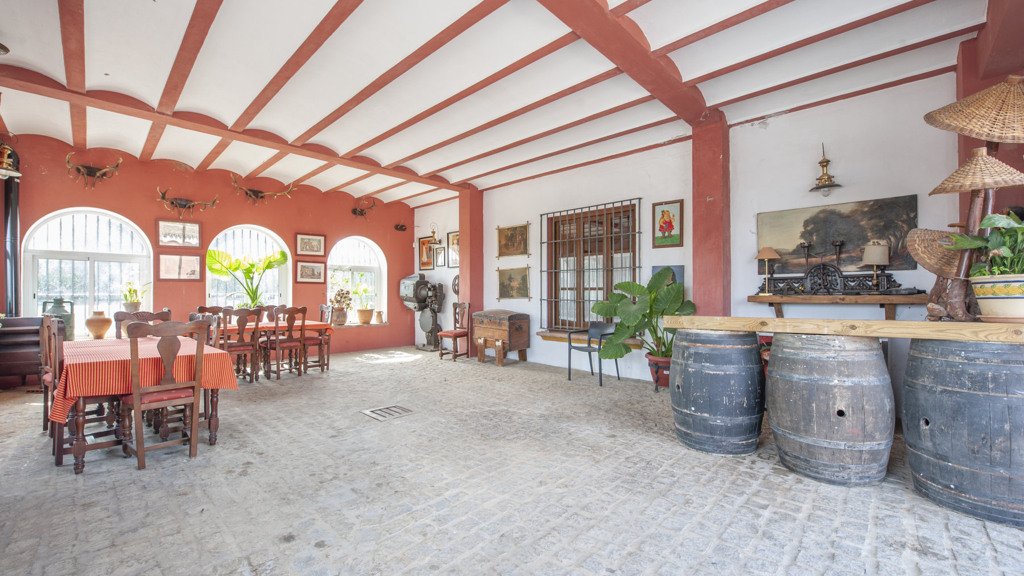 Huvila Sevilla, Seville, Espanja 6 makuuhuonetta, 798 m2 No. 100392