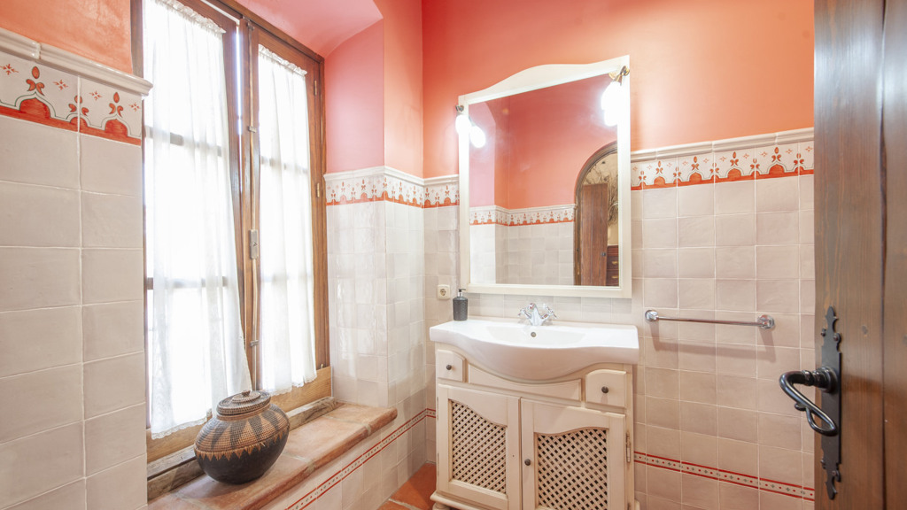 Huvila Sevilla, Seville, Espanja 6 makuuhuonetta, 798 m2 No. 100392