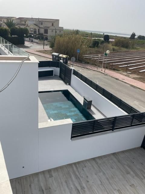 Villa en San Miguel de Salinas, Alicante, España 3 dormitorios, 154 m2 No. 95969