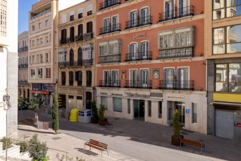 Apartamento en venta Málaga, España 3 dormitorios, 149 m2 No. 107450 - foto 2