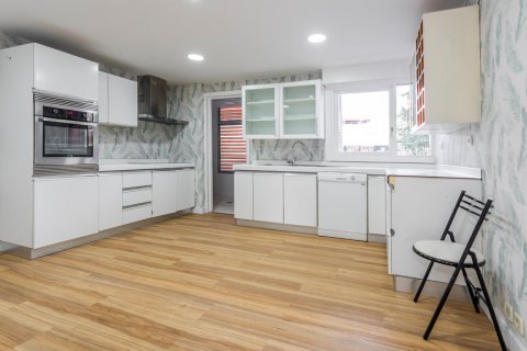 Apartament Alcobendas, Madrid, Hiszpania 5 sypialni, 250 mkw. nr 107454 – zdjęcie 11