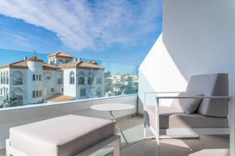 Продажа квартиры Плайя Фламенка II, Аликанте, Испания 2 спальни, 94м2 №110004 - фото 16