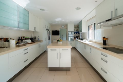 Villa for sale Madrid, Spain 6 bedrooms, 653 sq.m. No. 107813 - photo 28