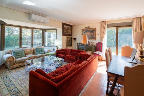 Villa for sale Madrid, Spain 6 bedrooms, 653 sq.m. No. 107813 - photo 25