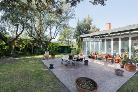 Villa for sale Madrid, Spain 6 bedrooms, 653 sq.m. No. 107813 - photo 14