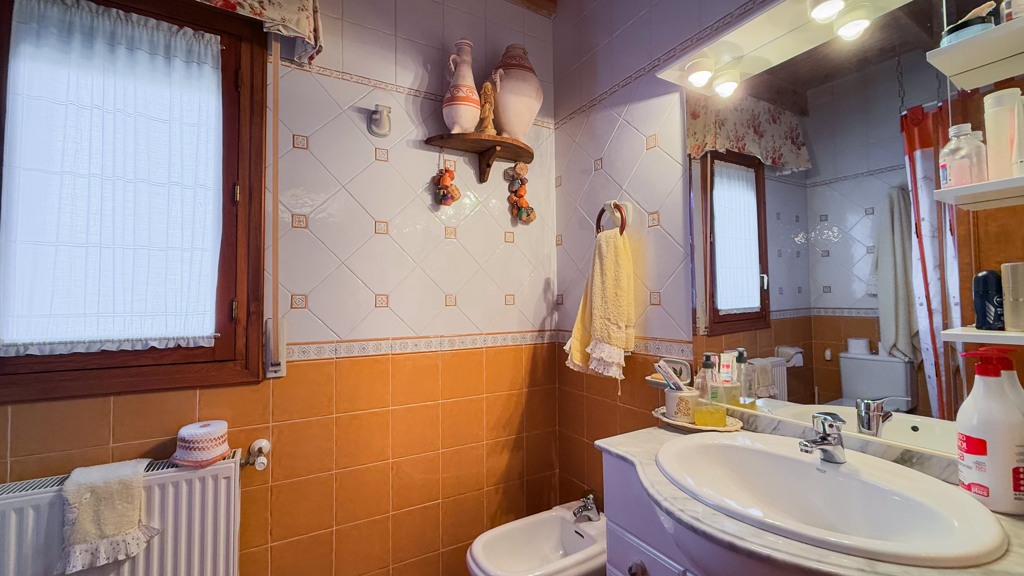 Villa a Navacerrada, Madrid, Spagna 4 camere da letto, 250 mq. N° 107810