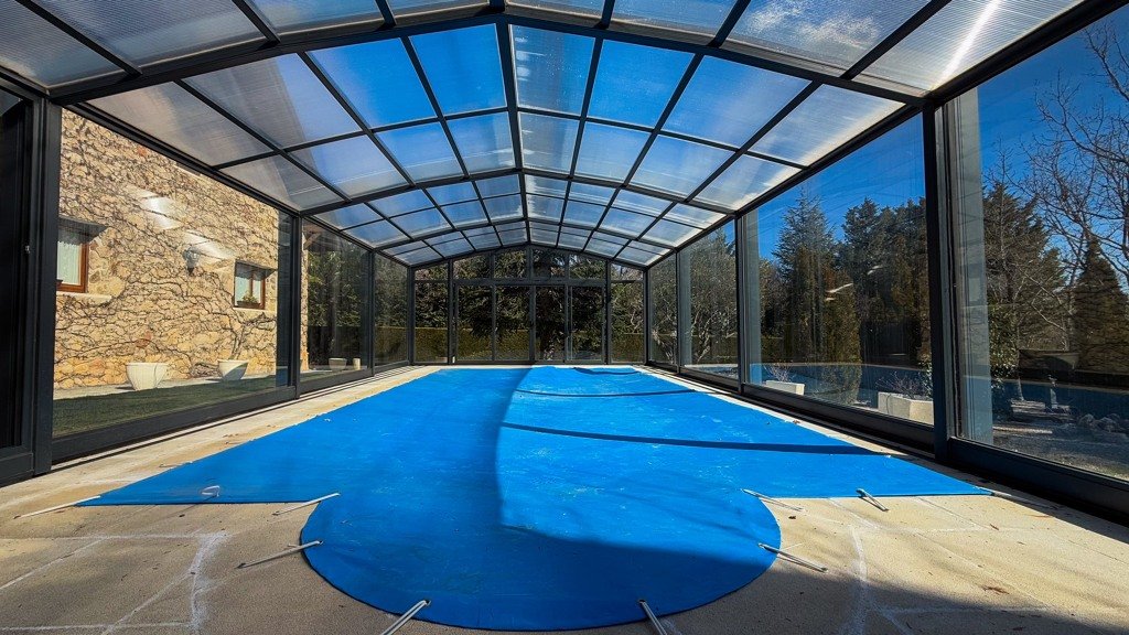 Villa a Navacerrada, Madrid, Spagna 4 camere da letto, 250 mq. N° 107810